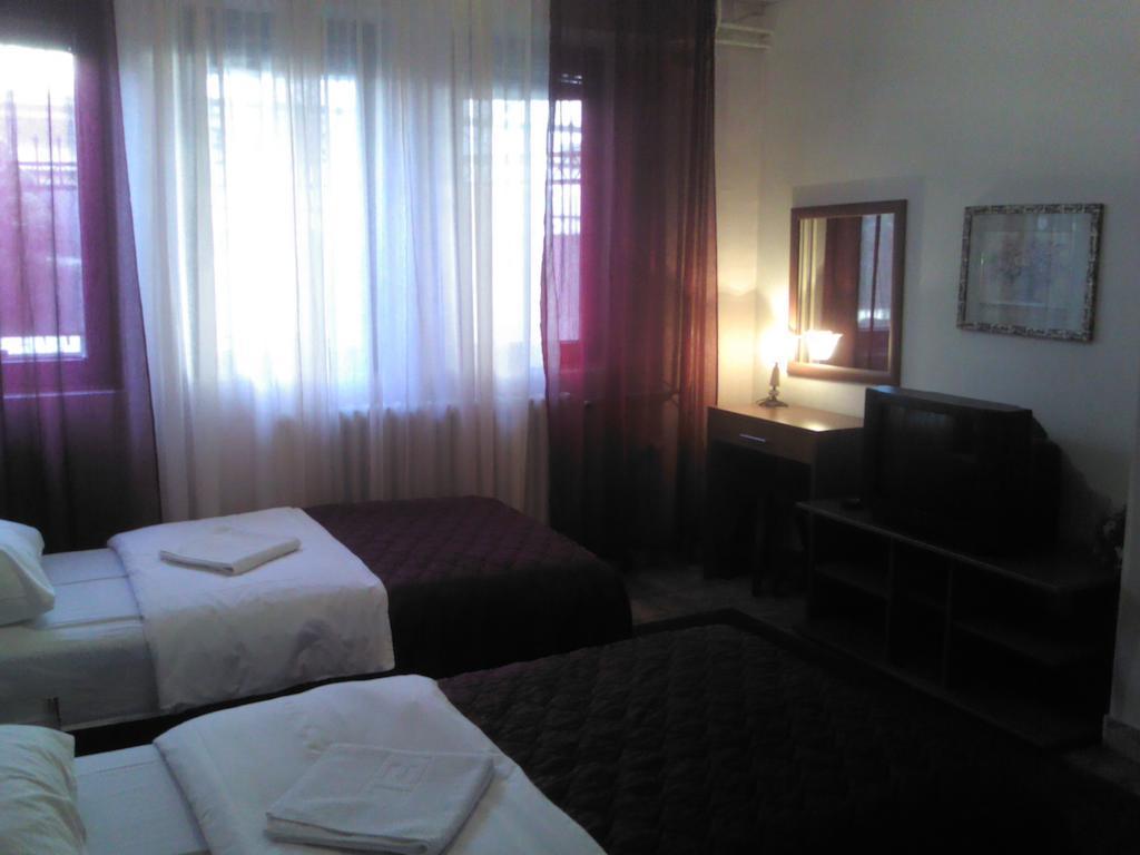 Vila Ani Skopje Esterno foto